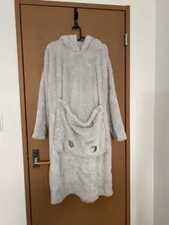 着る毛布 にゃんぽけ(Nウォーム グレー ）新品未使用未開封 新品未使用着る毛布 にゃんぽけ Nウォーム グレー ニトリ