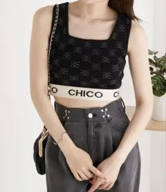 CHICO ロゴ入りショート丈タンクトップのサムネイル
