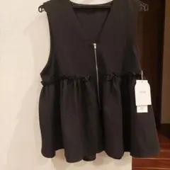 しまむら×mysa 田中里奈さん ジップペプラムフリルベスト Lサイズ 中黒