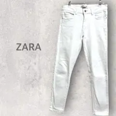【ザラ】カジュアルパンツ M ホワイトボトムス ロゴラベル入り 綿混合 シンプルのサムネイル