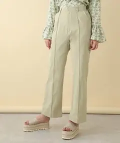 Item thumbnail for item c8bfc31a-e75b-47e7-a391-97f5a3521ac1