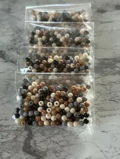 プラスチック製ビーズ 4袋セット