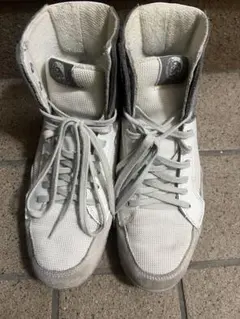 Diesel ホワイト ハイカットスニーカー