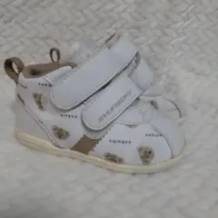 Item thumbnail for item 9ad2f81b-ffdf-4adc-8d75-5f7586eab3f7