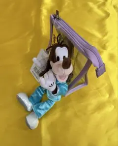 レア⭐︎ ディズニーストア　グーフィー　ぬいぐるみバッジ　キーホルダー　ぬいぐるみ 2025年最新】グーフィー ぬいぐるみ ディズニーストアの人気アイテム