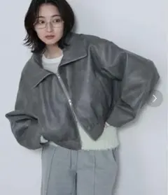 レザージャケット　グレー　クロップド