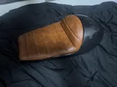 汎用シングルシート カウル付きシート ブラウンのサムネイル