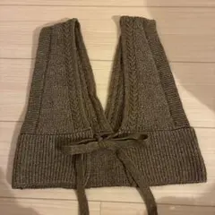 GU Ｖネック ニットベスト