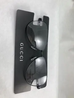 GUCCIブラックキャスケット 調整可能ストラップ - メルカリ