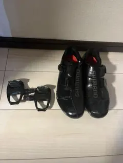 SHIMANO ブラックシューズとペダルのサムネイル