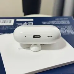 極美品　Apple AirPods Pro 2世代 充電ケースのみ 574