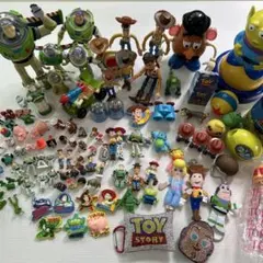 ディズニーリゾート トイストーリー ジェシー バズ フィギュア