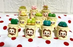 ラブブ　フィギュア　サボテン　ミニフィギュア　10種　マスコット