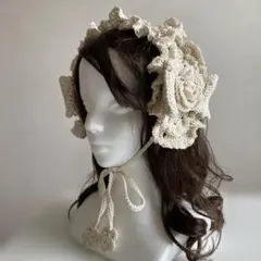 ハンドメイド　アイボリー　ヘッドドレス　お花モチーフ　リボン
