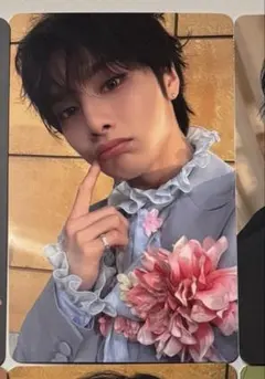 Stray Kids Hollow 小卡 塔唱特典 I.N