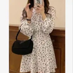 花柄ミニワンピース