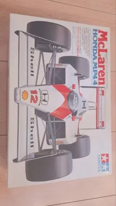 タミヤ マクラーレンMP4/7 アイルトン・セナの生涯 セット1冊追加しま