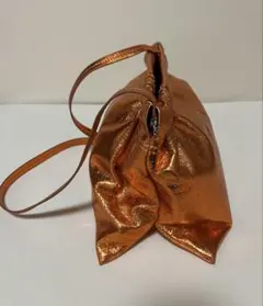 ZARA 2way メタリックオレンジショルダーバッグ キラキ　バネ口