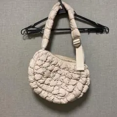 ショルダーバッグ