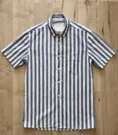 【美品】BLACK LABEL CRESTBRIDGE 半袖シャツ ストライプMのサムネイル
