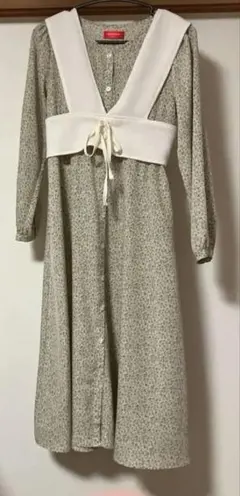 最終お値下げ　レピピアルマリオ 160 小花柄ワンピース&ジレ