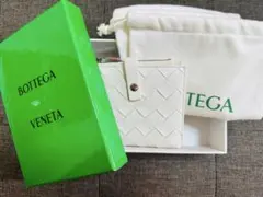 Item thumbnail for item 4502295f-ef03-4148-a405-1d5b6e3de878