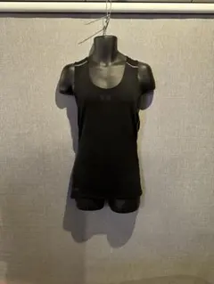 Under Armour ノースリーブ タンクトップ ブラックのサムネイル