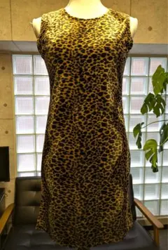 ヒョウ柄 ひざ丈ワンピース