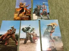 ウルトラマン　シリーズ　トレーディングカード　５枚セット