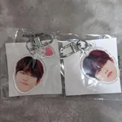 TREASURE ジョンウ顔 アクキー2個セット