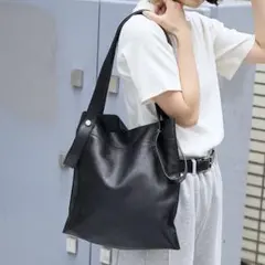 ithelicy イザリシー 本革巾着ショルダーバッグ サコッシュ ブラック