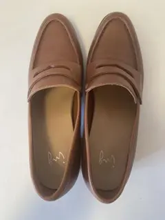 ing イング　ブラウンレザー ローファー ヒール付き
