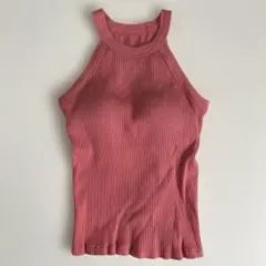 ユニクロ　ホルターネックブラタンクトップ　ピンク　ブラトップ