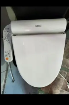 TOTO∥ 温水洗浄便座 KFシリーズ　ウォシュレットTCF8CF66 #SC1  2017年製 TOTO∥ 温水洗浄便座 KFシリーズTCF8CF66 #SC1 2017年製 - メルカリ