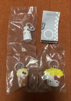 ハローキティ アメリカンデザイン めじるしアクセサリー ガチャ