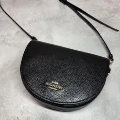 美品 コーチ ショルダーバッグ クロスボディ C1432 斜め掛け ハーフムーン