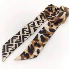 124 【極美品】 FENDI ラッピー　 スカーフ　レオパード