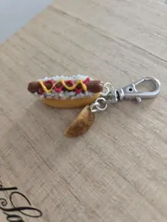 樹脂粘土 ミニチュアフード チャーム ホットドッグ ハンドメイド