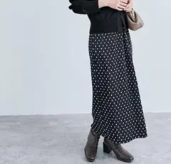 アコーディオンプリーツナロースカート　ドット柄　フリーサイズ