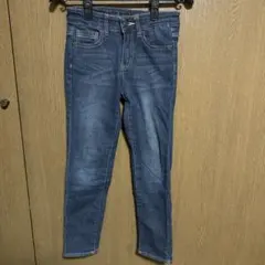 Item thumbnail for item 902b42b4-8c57-4563-b402-286a5cc3f746