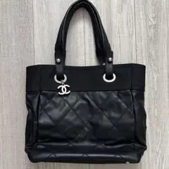 CHANEL ブラック キルティング ハンドバッグ