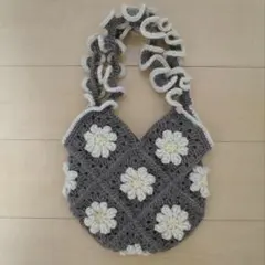 Item thumbnail for item 34392ef2-5ff9-4988-8c4b-782d71f5026e