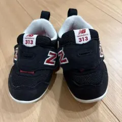 New Balance 313 ベビーシューズ 黒/赤