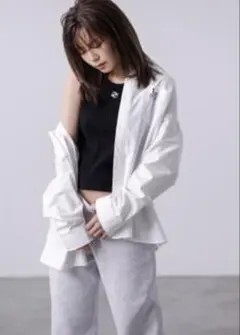 LAVANDAラバンダ 宇野実彩子 スリットダメージデニムパンツ オフ