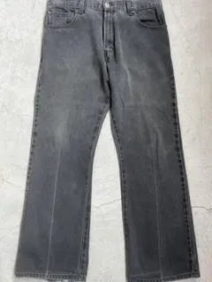 Item thumbnail for item 1f1166dc-d52f-4527-9b81-7d3dd3c12916