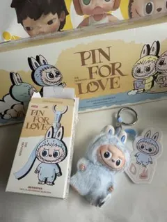 【D】イニシャルラブブPOP MART PIN FOR LOVE