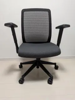 ブラックメッシュデスクチェア　KOIZIMI JG4-301 BK