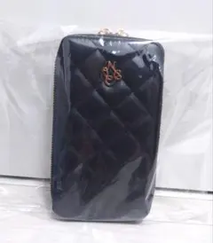 スマホショルダー　キルティング　未使用品