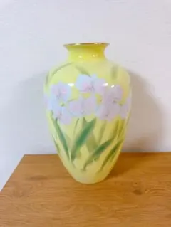 深川製磁　蘭の花瓶のサムネイル