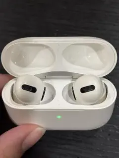 AirPods Pro2 Lightning ジャンク扱い - メルカリ